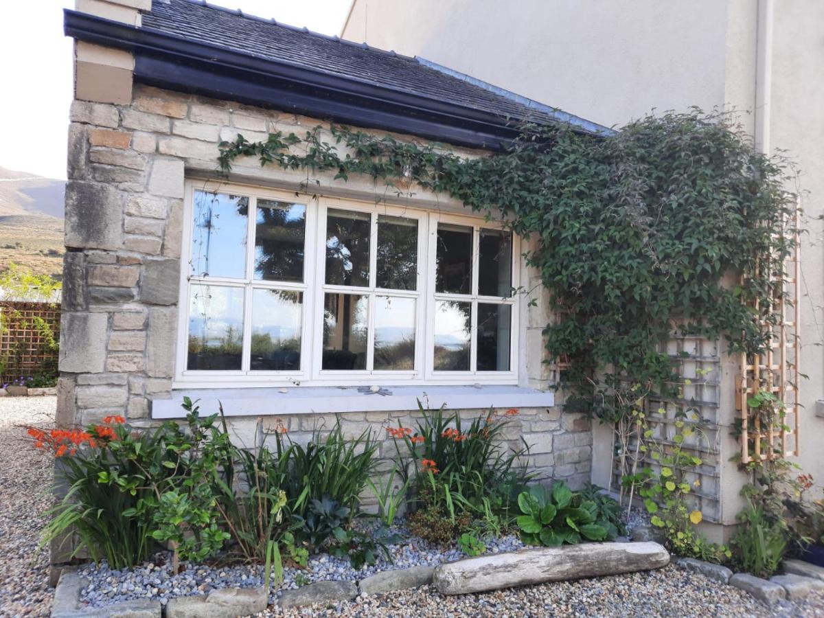 Croagh Patrick Lodge Apartment Westport Bagian luar foto
