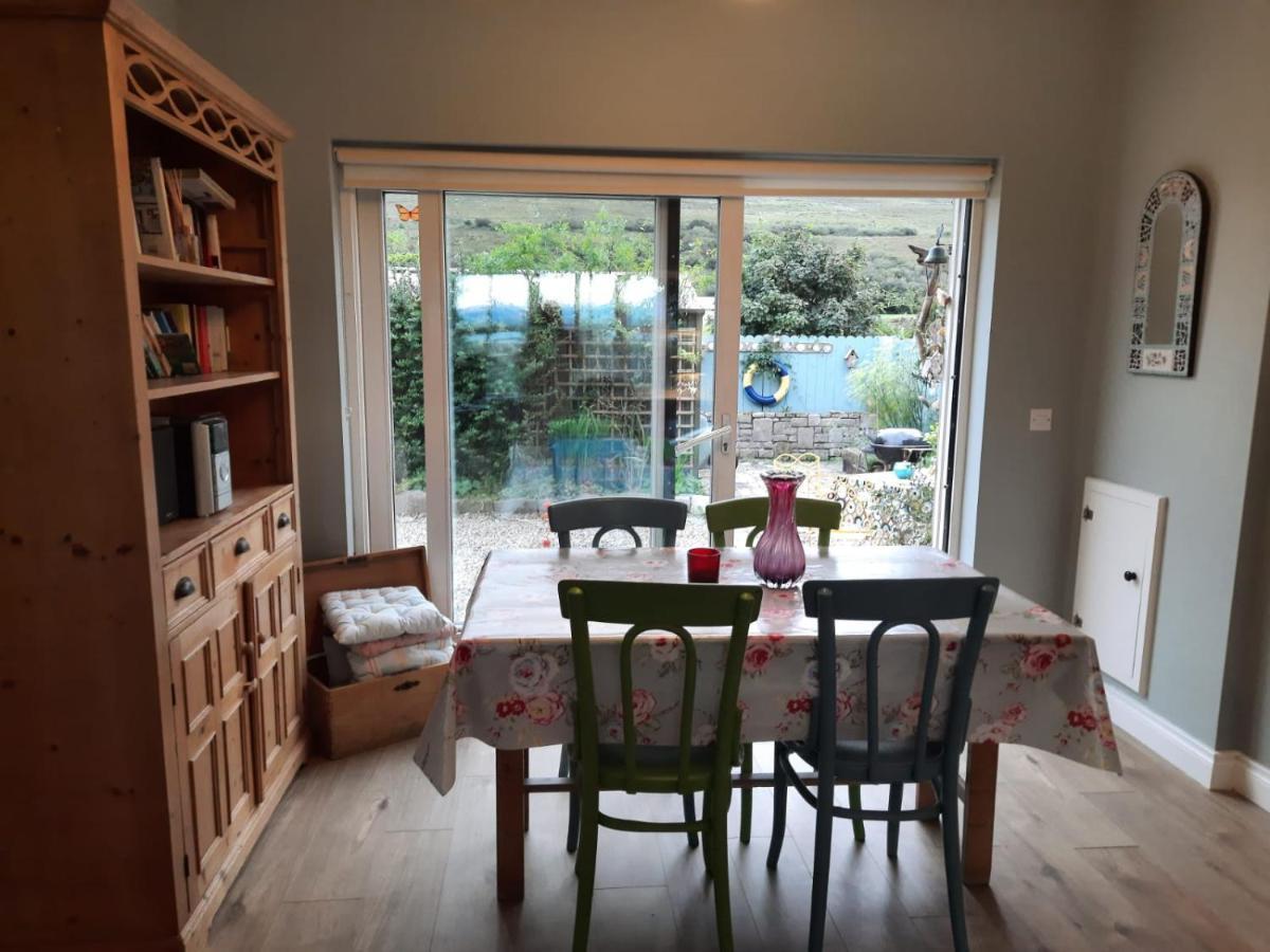 Croagh Patrick Lodge Apartment Westport Bagian luar foto