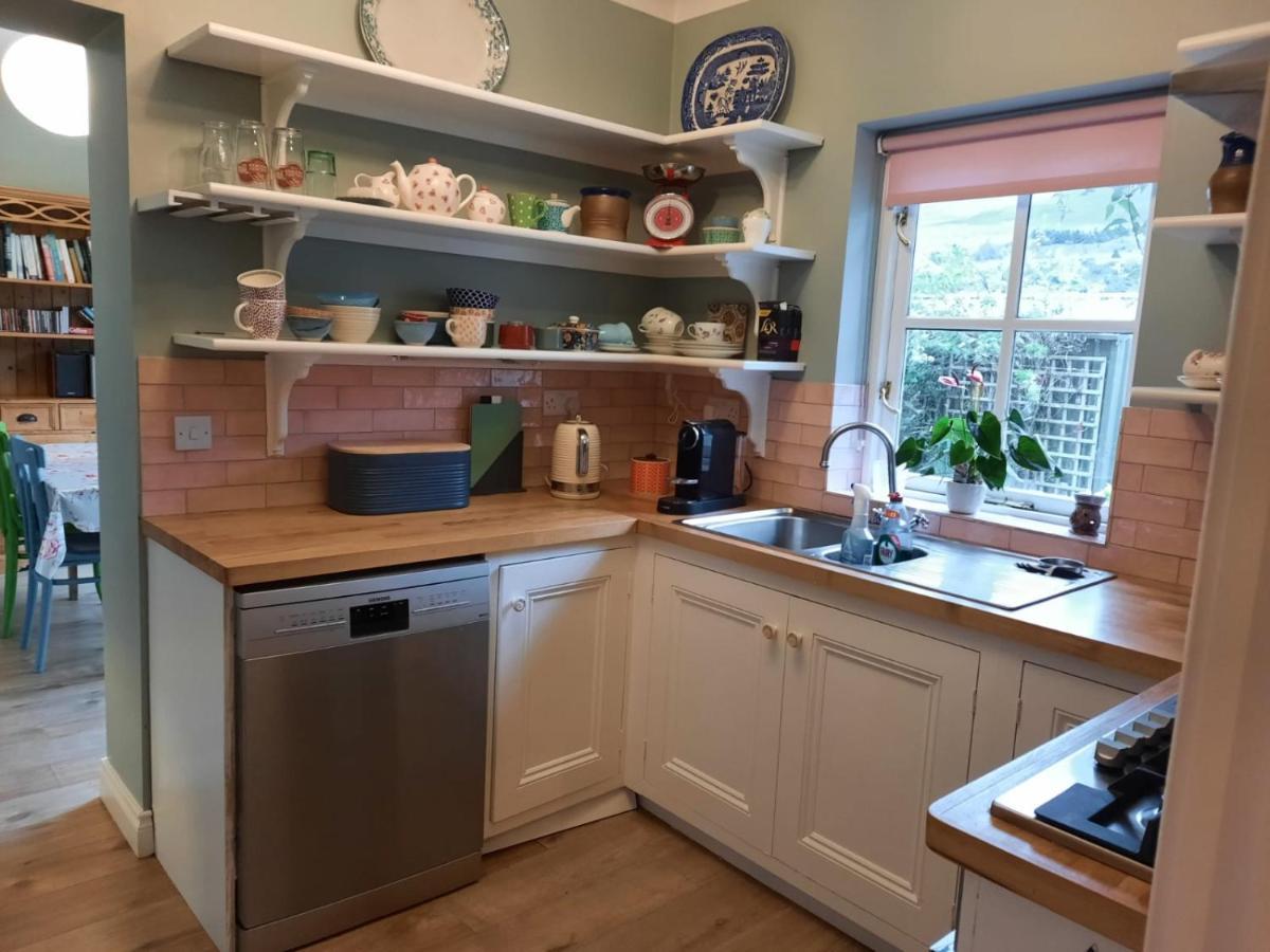Croagh Patrick Lodge Apartment Westport Bagian luar foto