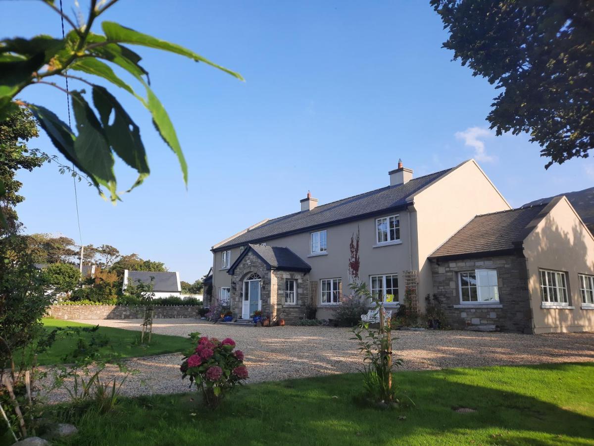 Croagh Patrick Lodge Apartment Westport Bagian luar foto